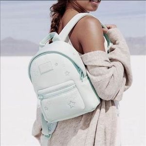 ISO M/L/XL Landon or S/M/L Dakota in Moon Mist